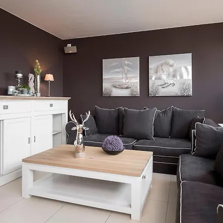 Hansa Seaside Apartment *